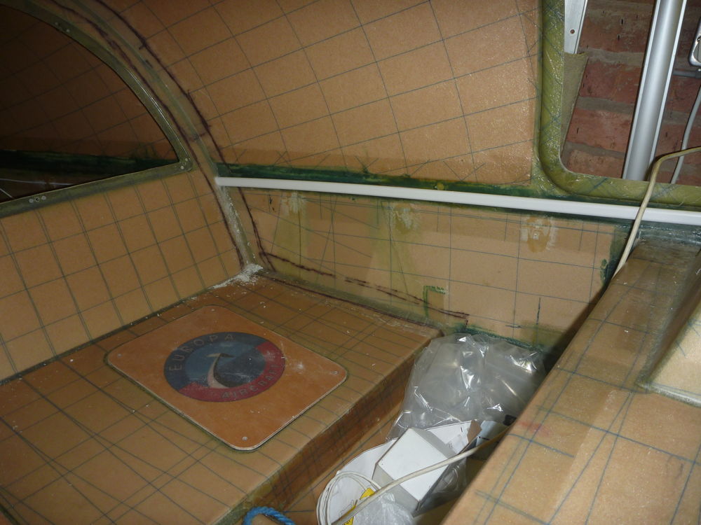 port side conduit in baggage bay