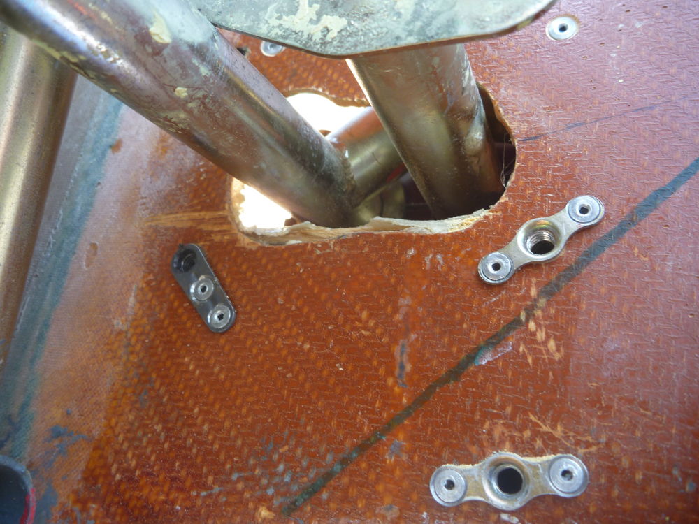 port rudder shaft seal fixings