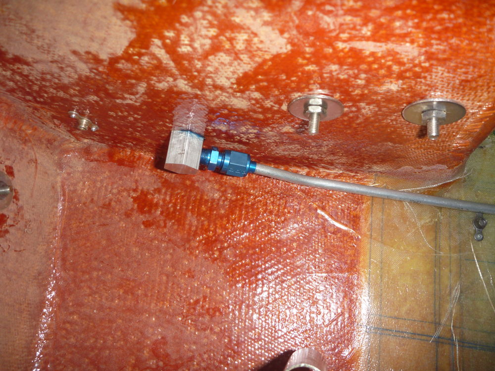 fuel return firewall fitting