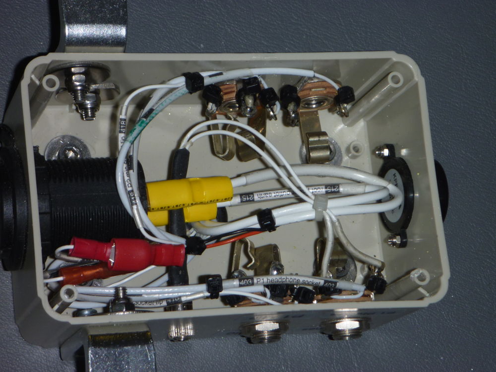 line-level output jack