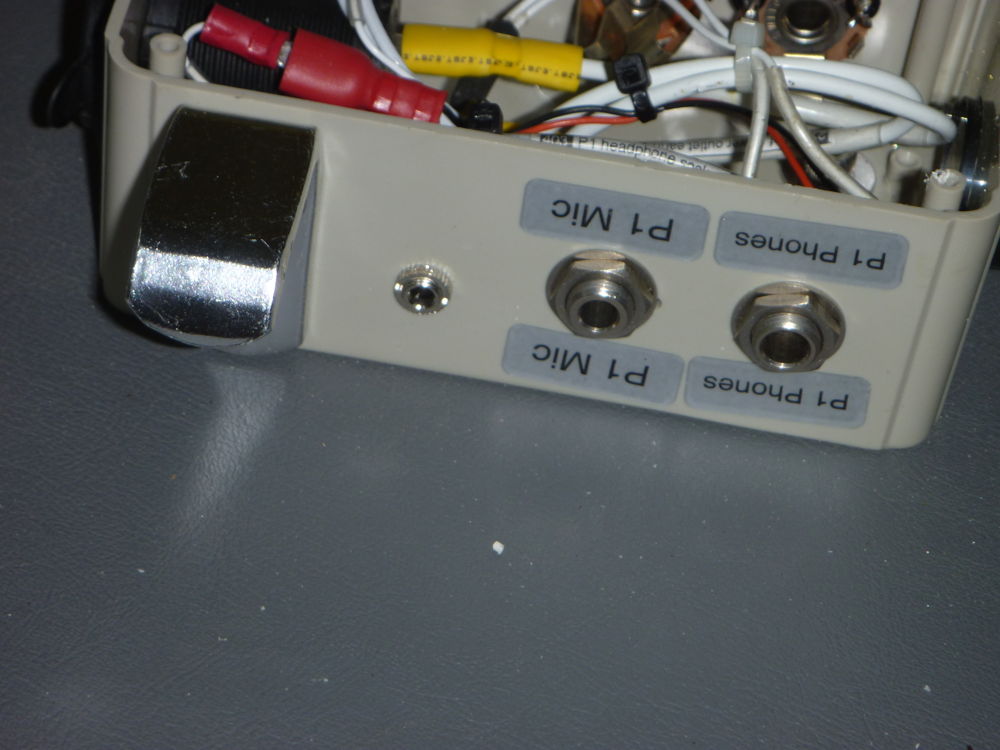 line-level output jack