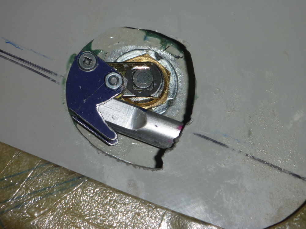 starboard door lock assembly