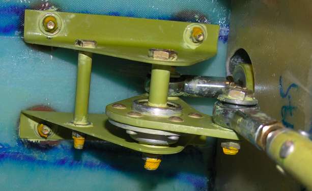 Port bellcrank secured with stiffnuts