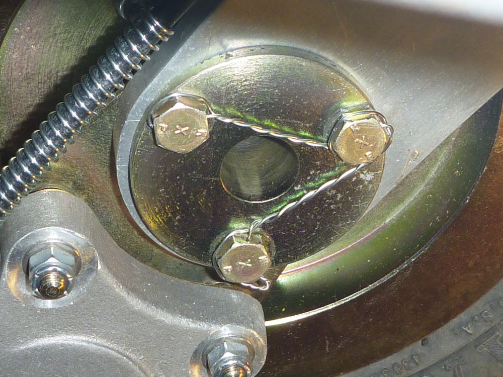 lockwire on wheel hub